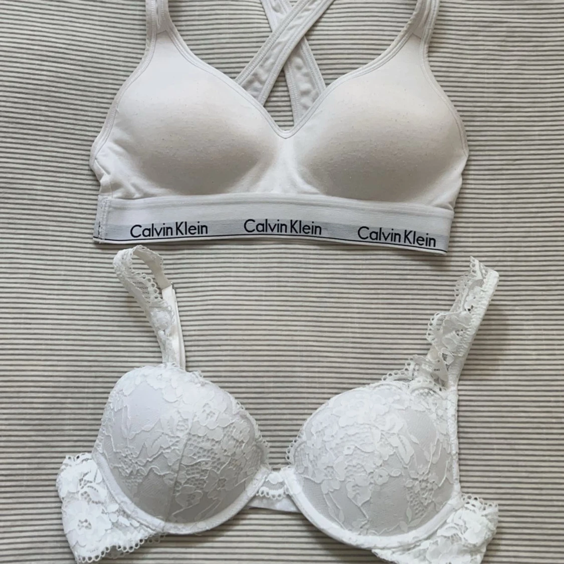 Vit Calvin Klein bh & vit spets bh