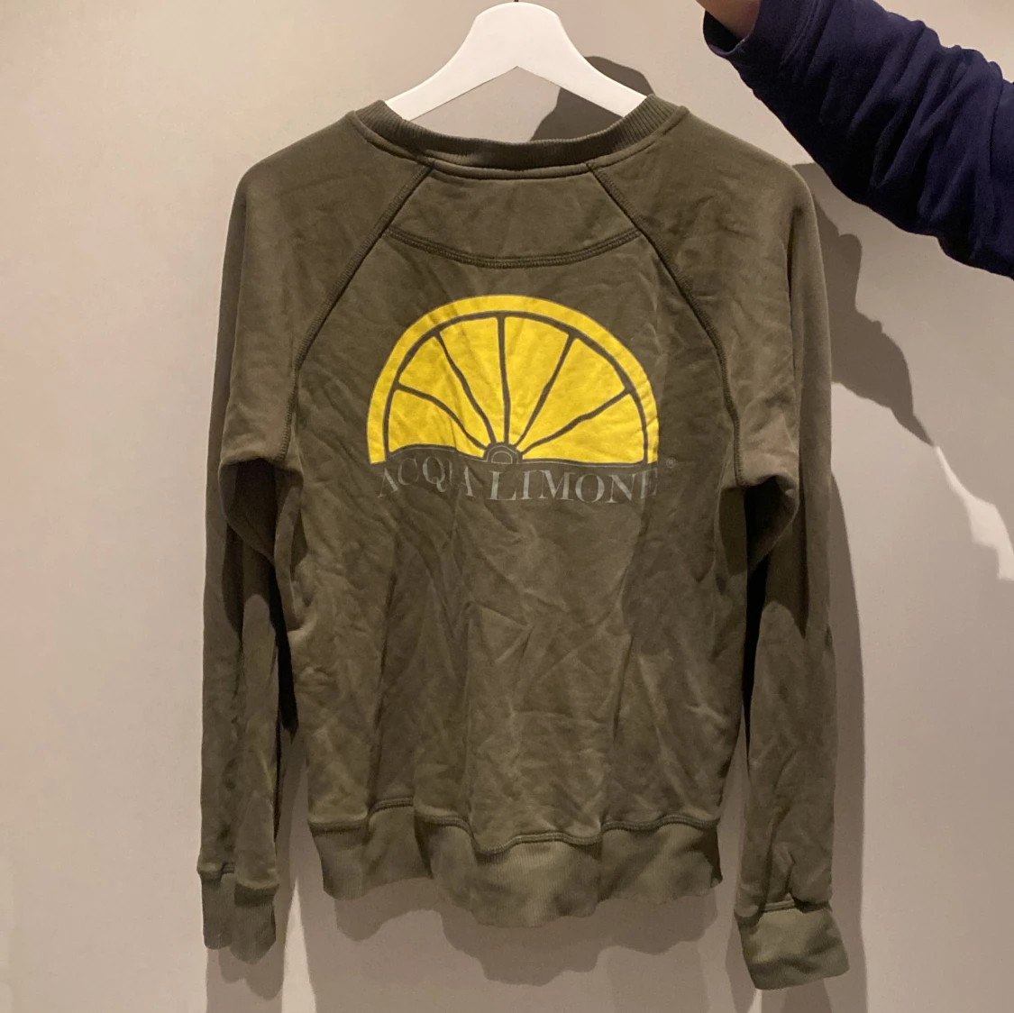 Olivgrön tröja från Acqua Limone - 90