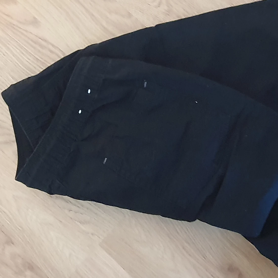 Svarta shorts från C&A - 90