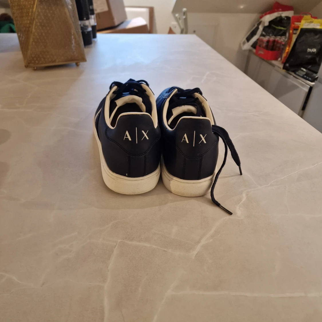 Svarta sneakers från Armani Exchange - 91