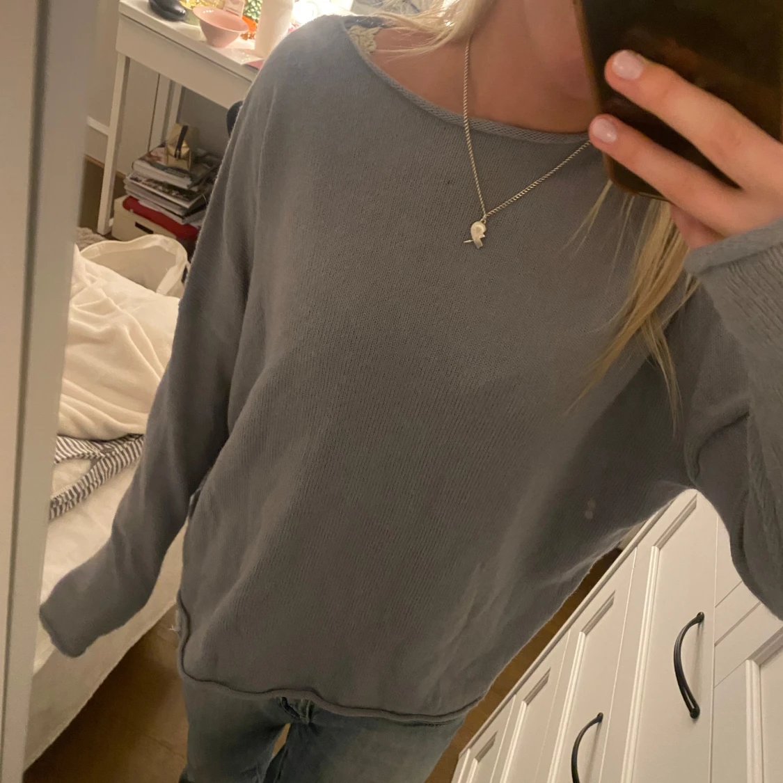 Grå tröja - 91