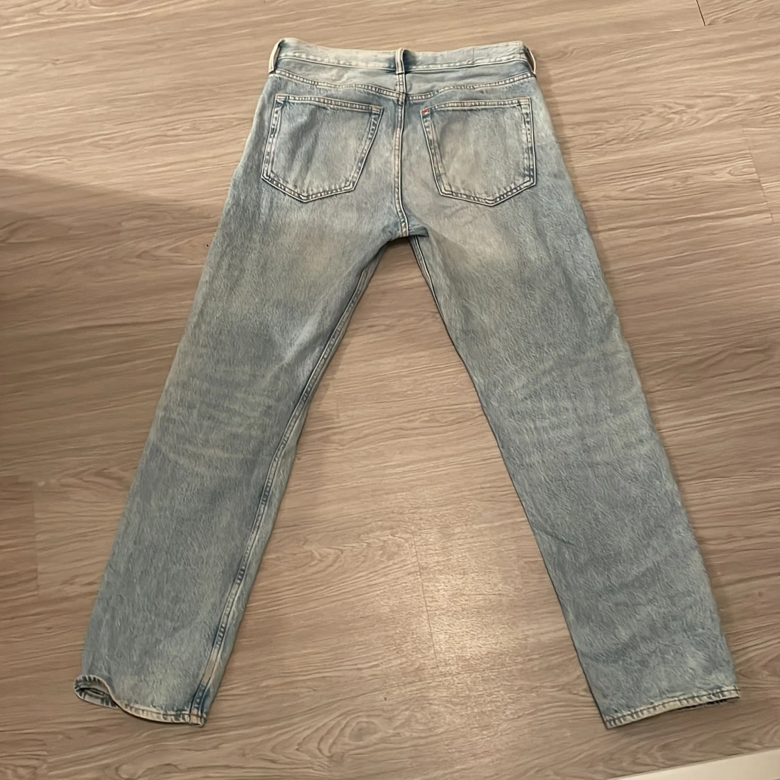 Ljus blå jeans från H&M - 42