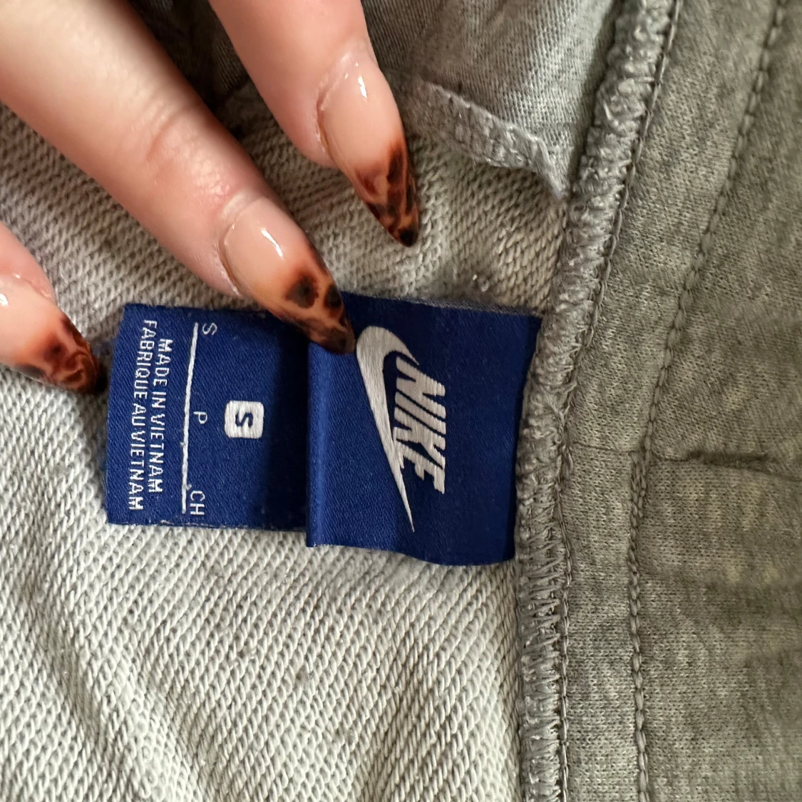 Grå mjukisbyxor från Nike - 92