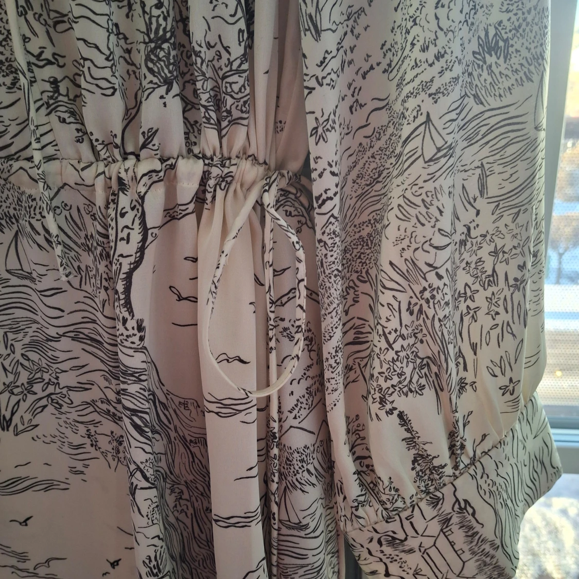 Beige mönstrad klänning från H&M - 91