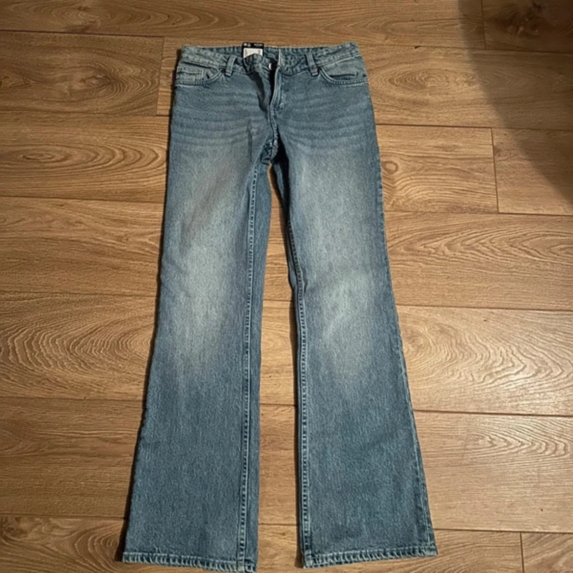 Blå jeans från Monki