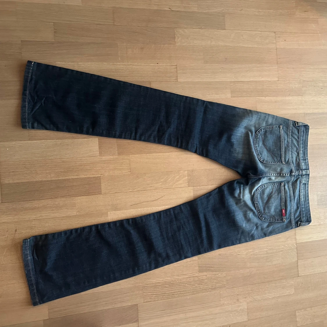 Blå bootcut low waist jeans från Only  - 1