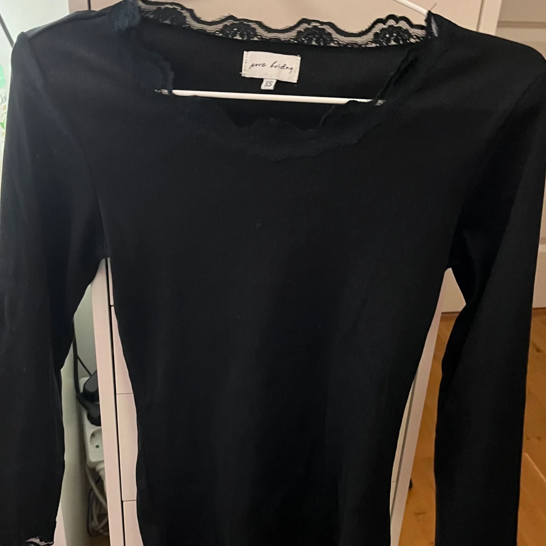 Svart långärmad topp från Pure Friday