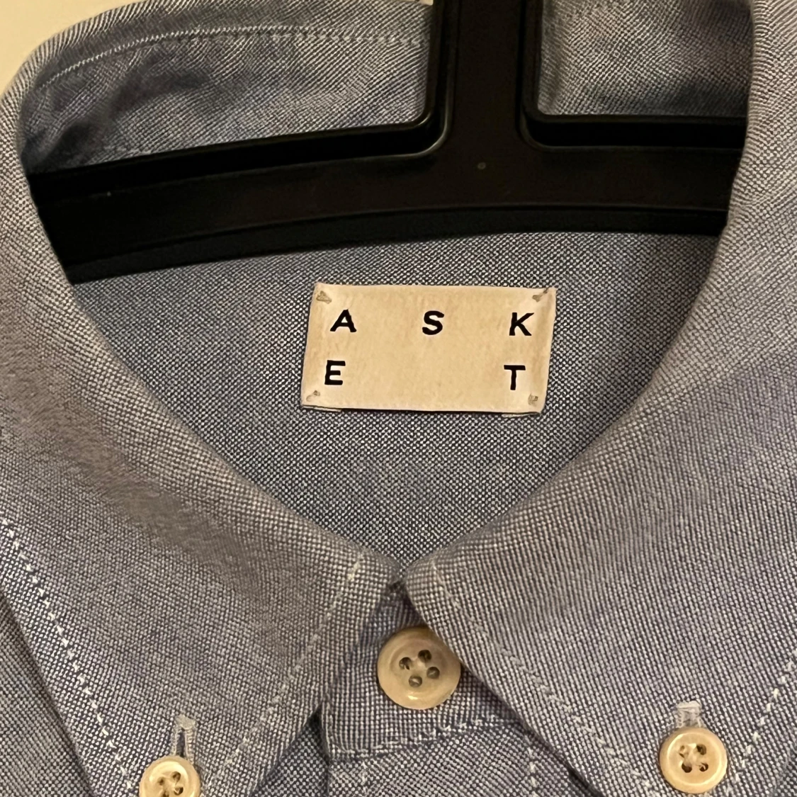 Blå Oxford-skjorta från Asket - 1