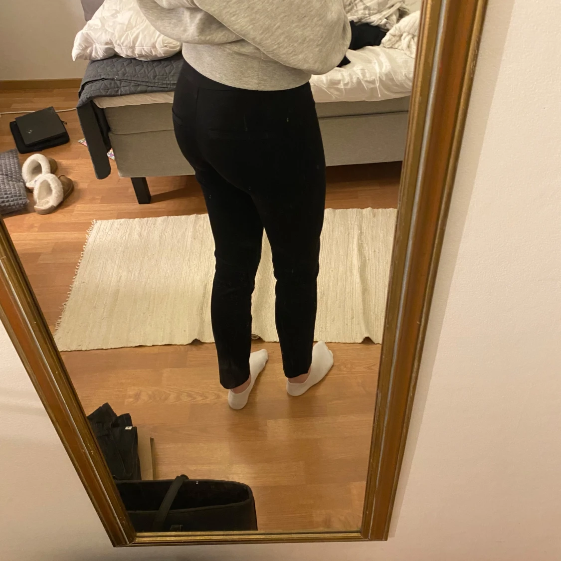 Svarta tajta kostymbyxor  - 3