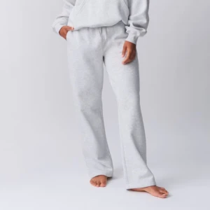 Mjukisbyxor GinaTricot - Dem ”virala” mjukisbyxorna i setet från Gina. Använda någon gång 🧡🧡