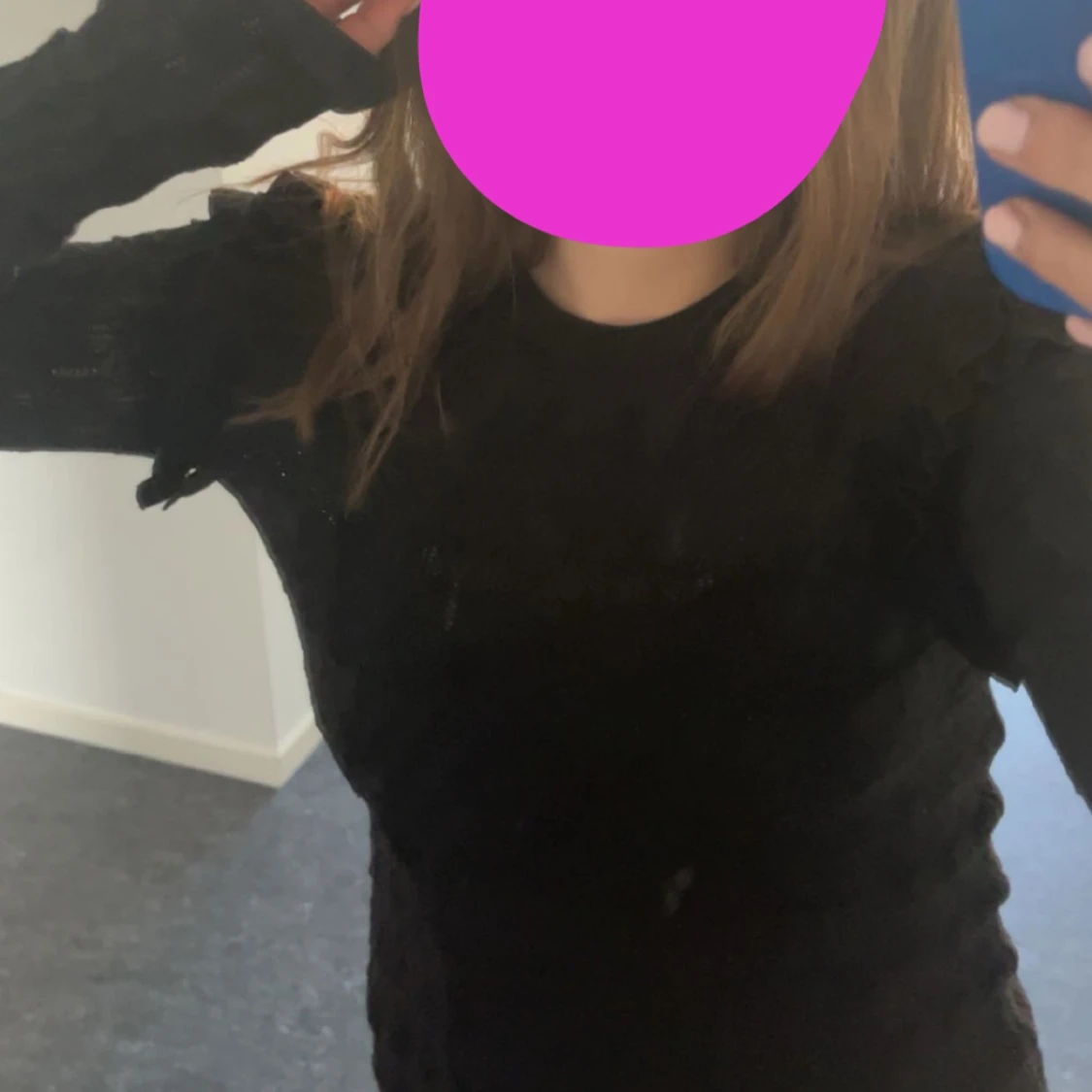 Svart stickad långärmad tröja