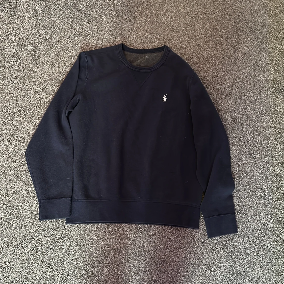 Mörkblå tröja från Ralph Lauren