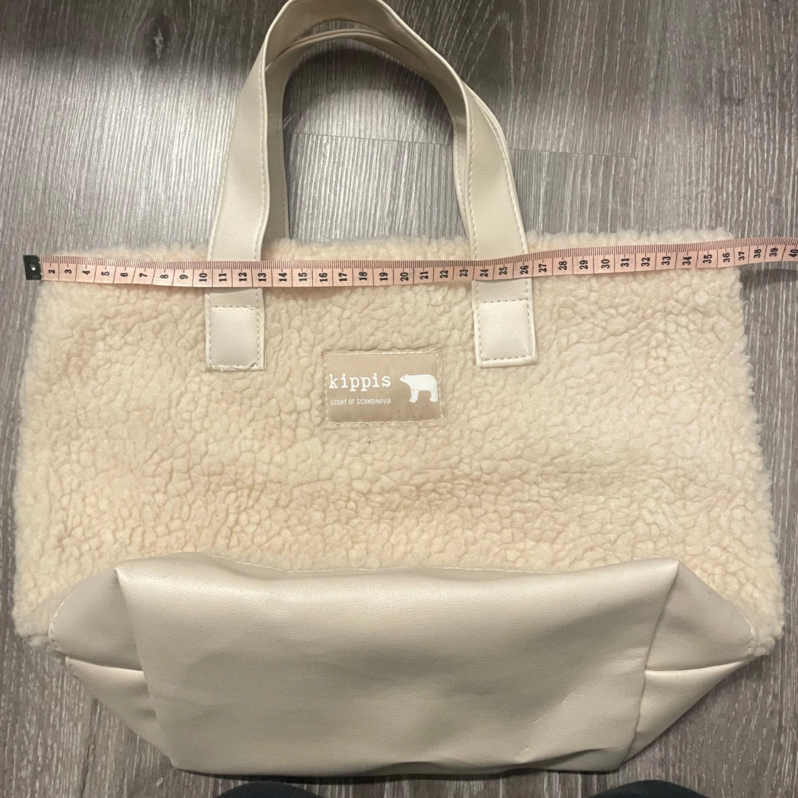 Beige handväska från Kippis - 92
