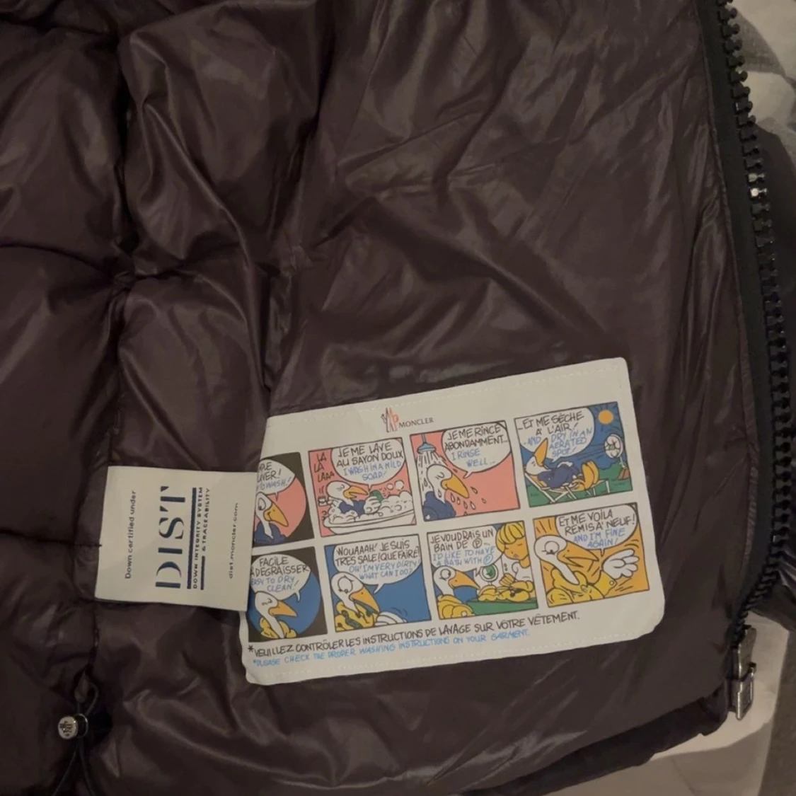 Svart dunjacka från Moncler - 90