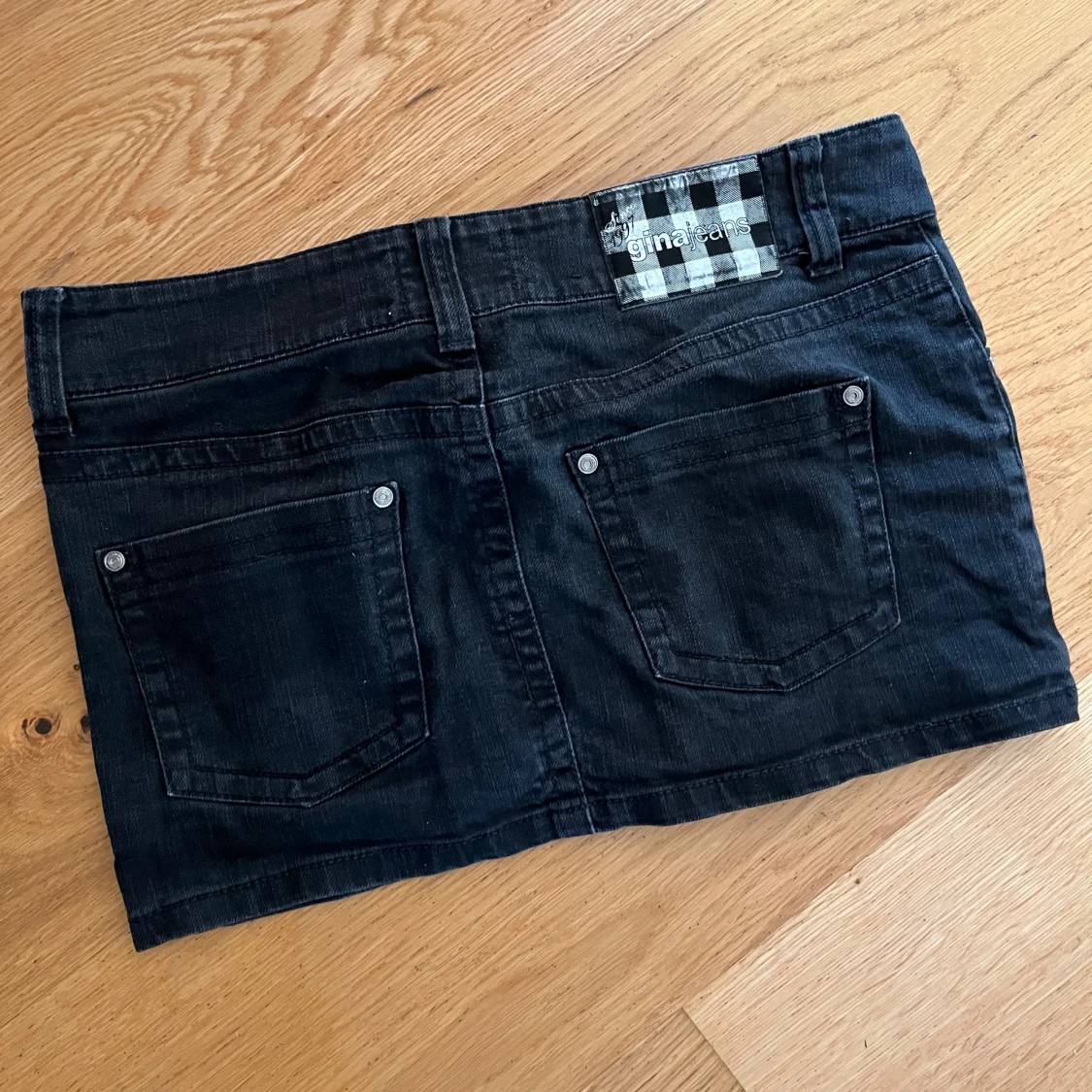 Lågmidjad kjol - 90