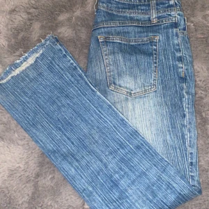 Jeans - Jeans från brandy Melville. Säljer då de inte används längre. 