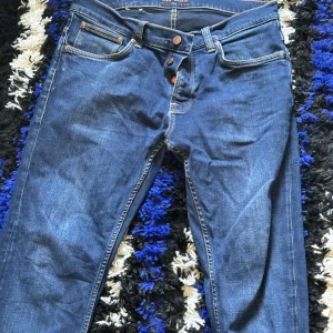 Nudie jeans - 34/32 men passar mer 32/32 