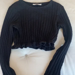 Jätte fin volang topp  - Bra skicka, xs Nakd