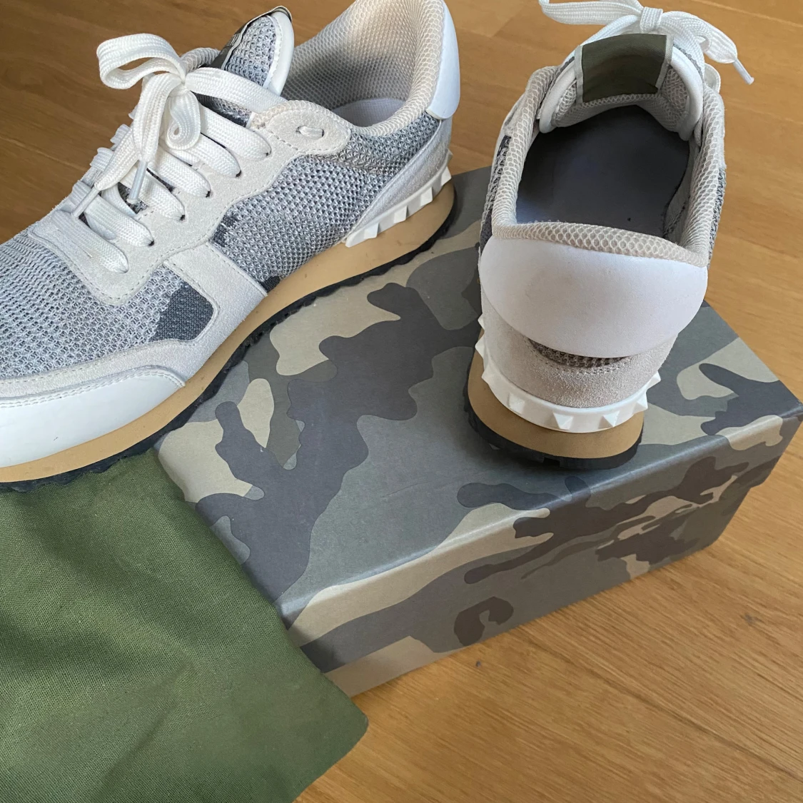 Valentino rockrunner - 91