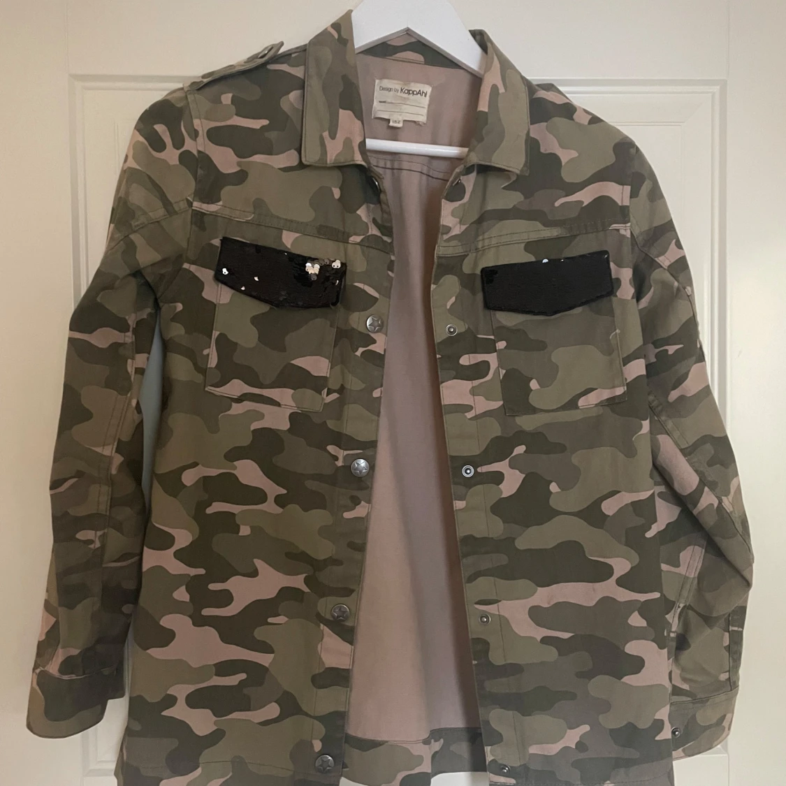 Skitsnygg grön höstjacka  - 90