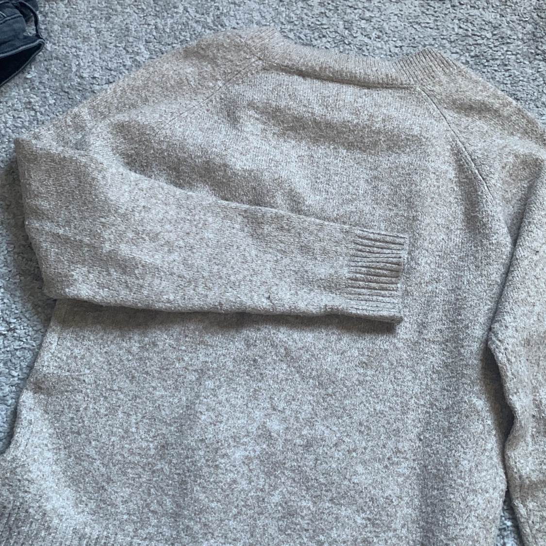 Stickad tröja  - 91