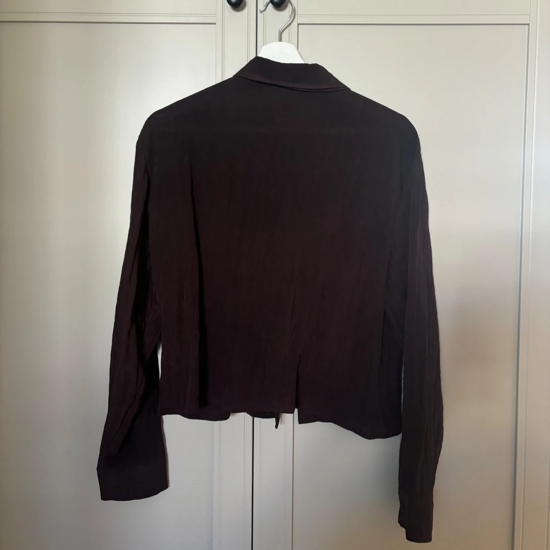 Brun långärmad skjorta - 92