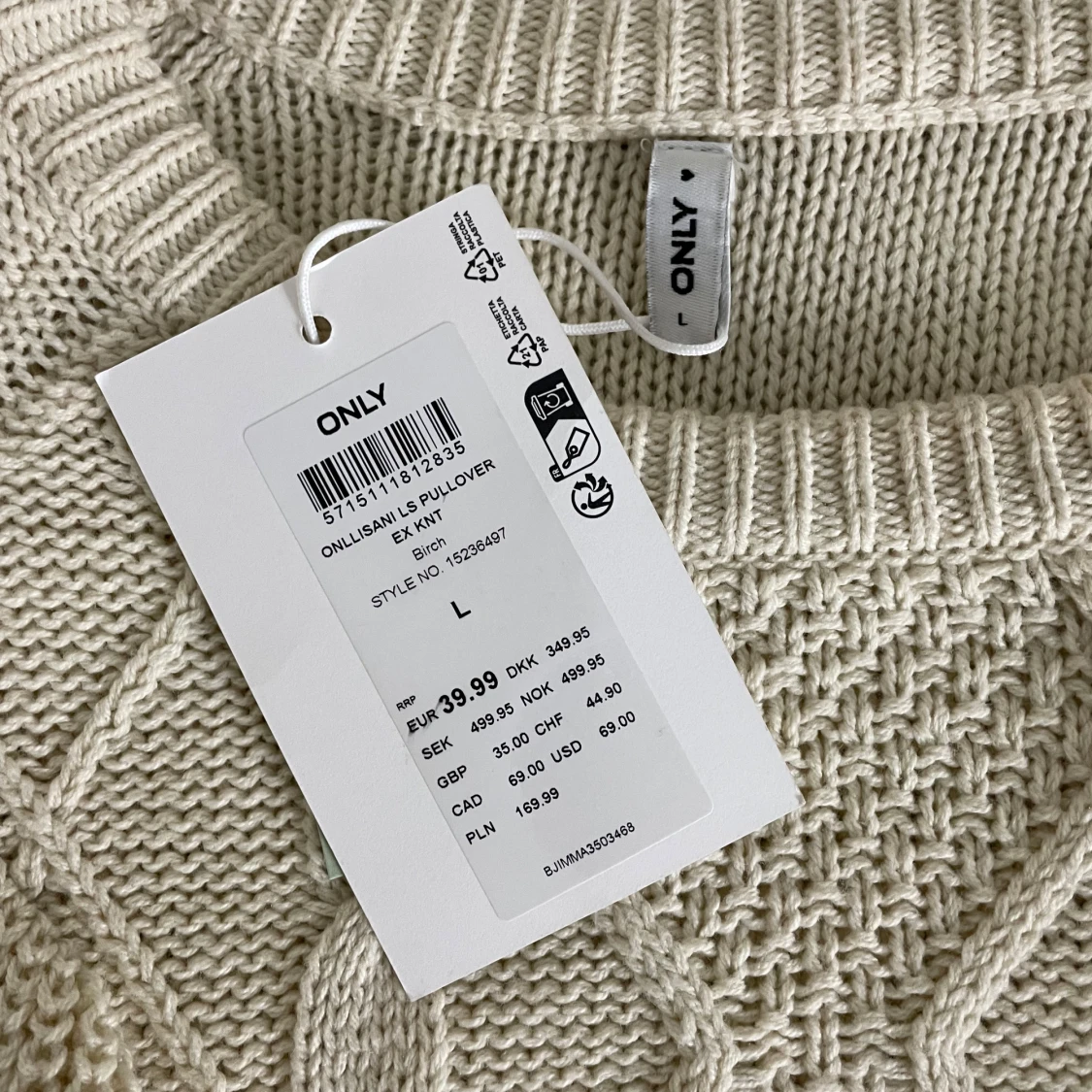 Beige stickad tröja från ONLY - 91