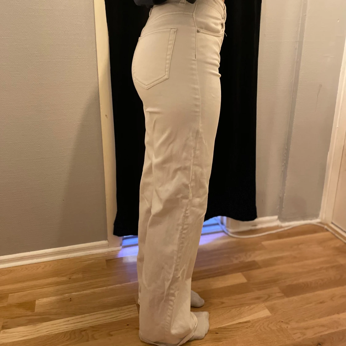 Beige högmidjade byxor - 2