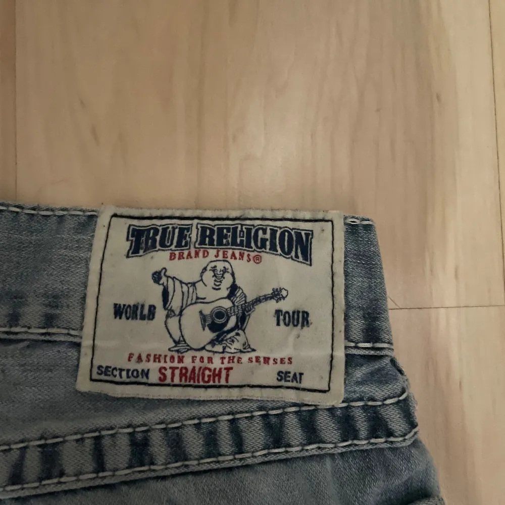 true religion jeans storlek 32. . Jeans & Byxor.