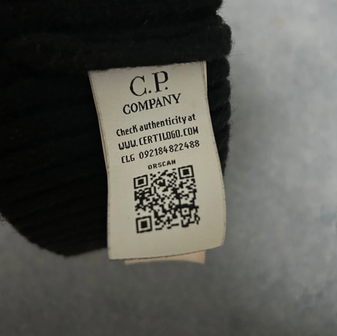 mössa från C.P. Company - 90