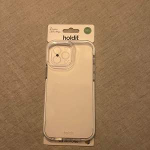 Helt nytt transparent mobilskal från holdit till IPhone 13 PRO Max ordinariepris 250kr. Pågrund av felköp har de då aldrig använts. POSTAS EJ