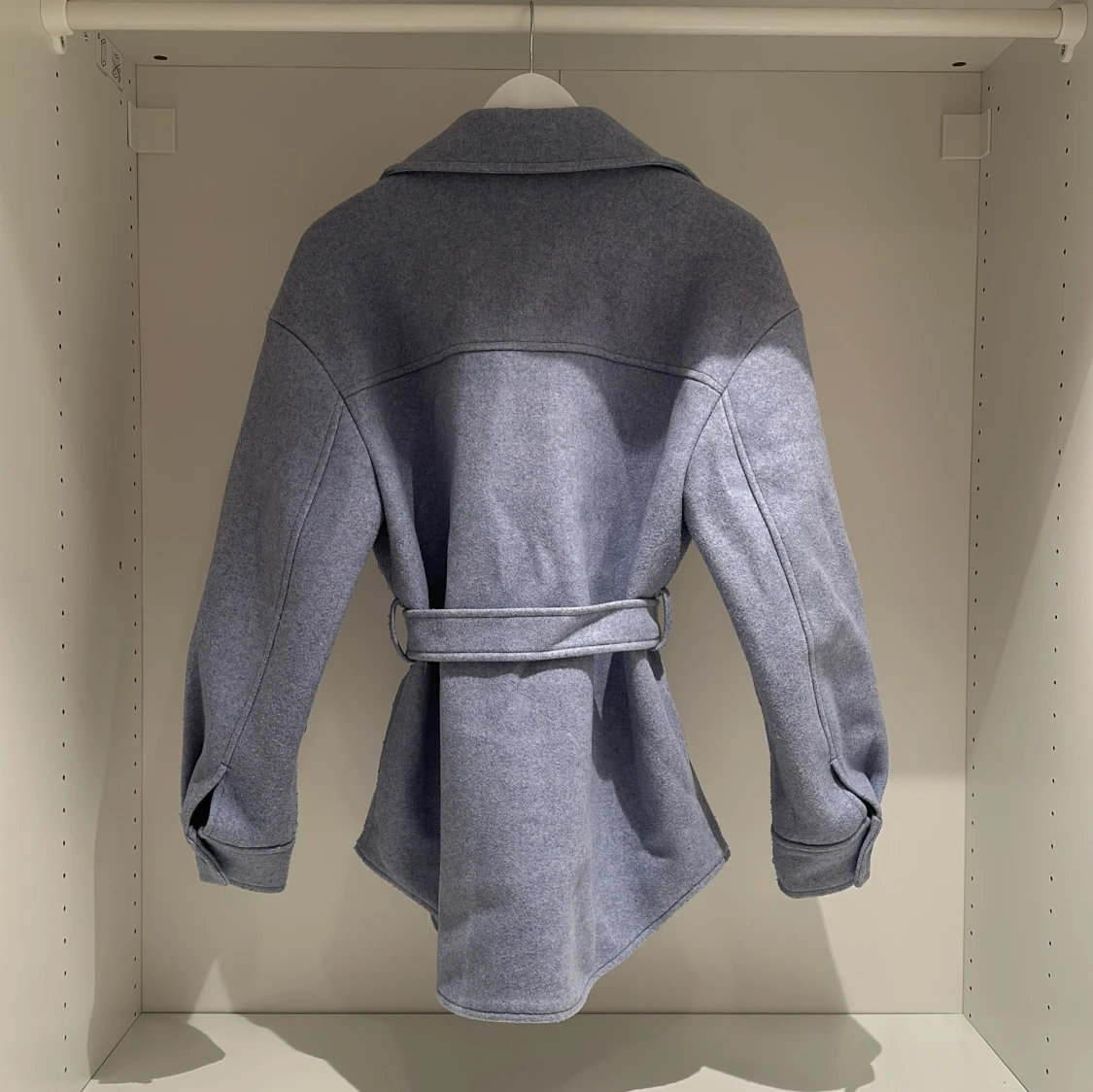 Ljusblå/lila jacka från NA-KD - 90