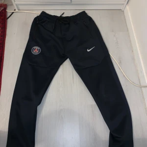 Psg mjukis byxor - Psg mjukisbyxor stl small, helt nya