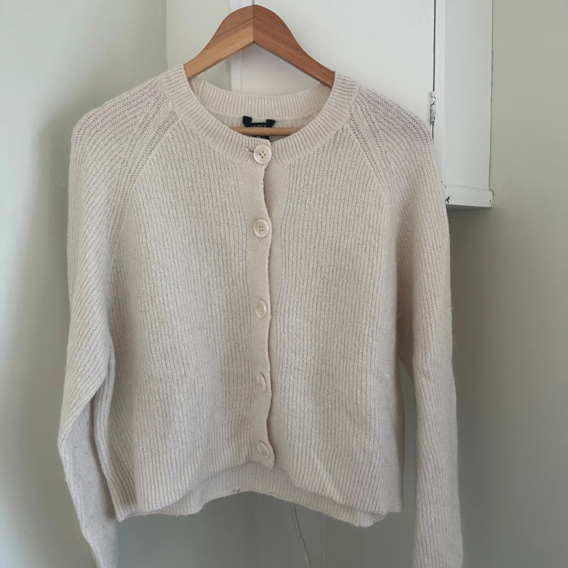 Vit stickad kofta  - 90