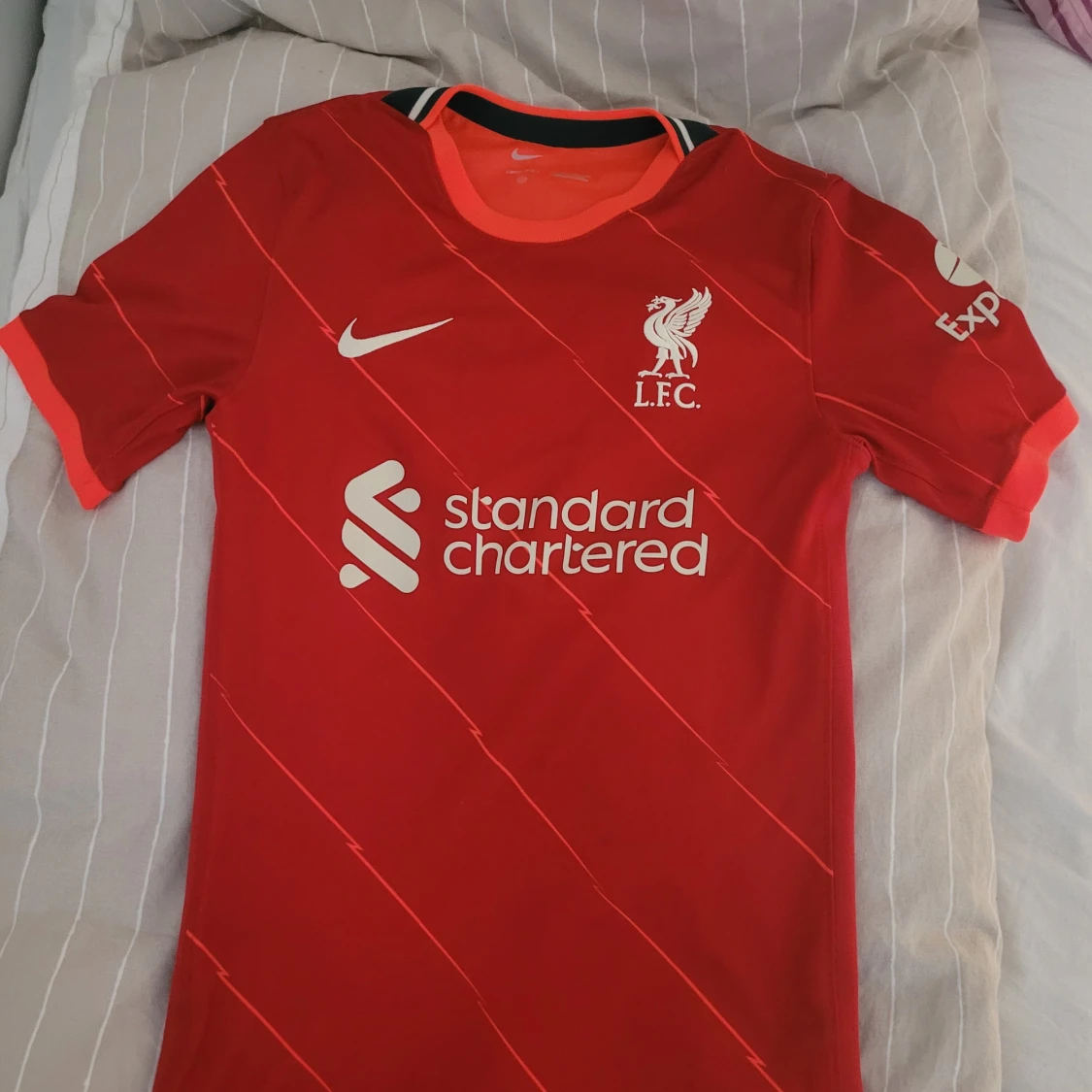Liverpool 2021 home kit XS