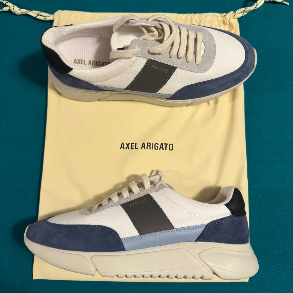 Oanvända Axel-Arigato skor, helt nya i originalförpackning - 91