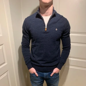 Morris | Halfzip - Jätte fin Morris zip! | Mycket fint skick inga skavanker! | Storlek S. | Ställ gärna frågor innan du köper!