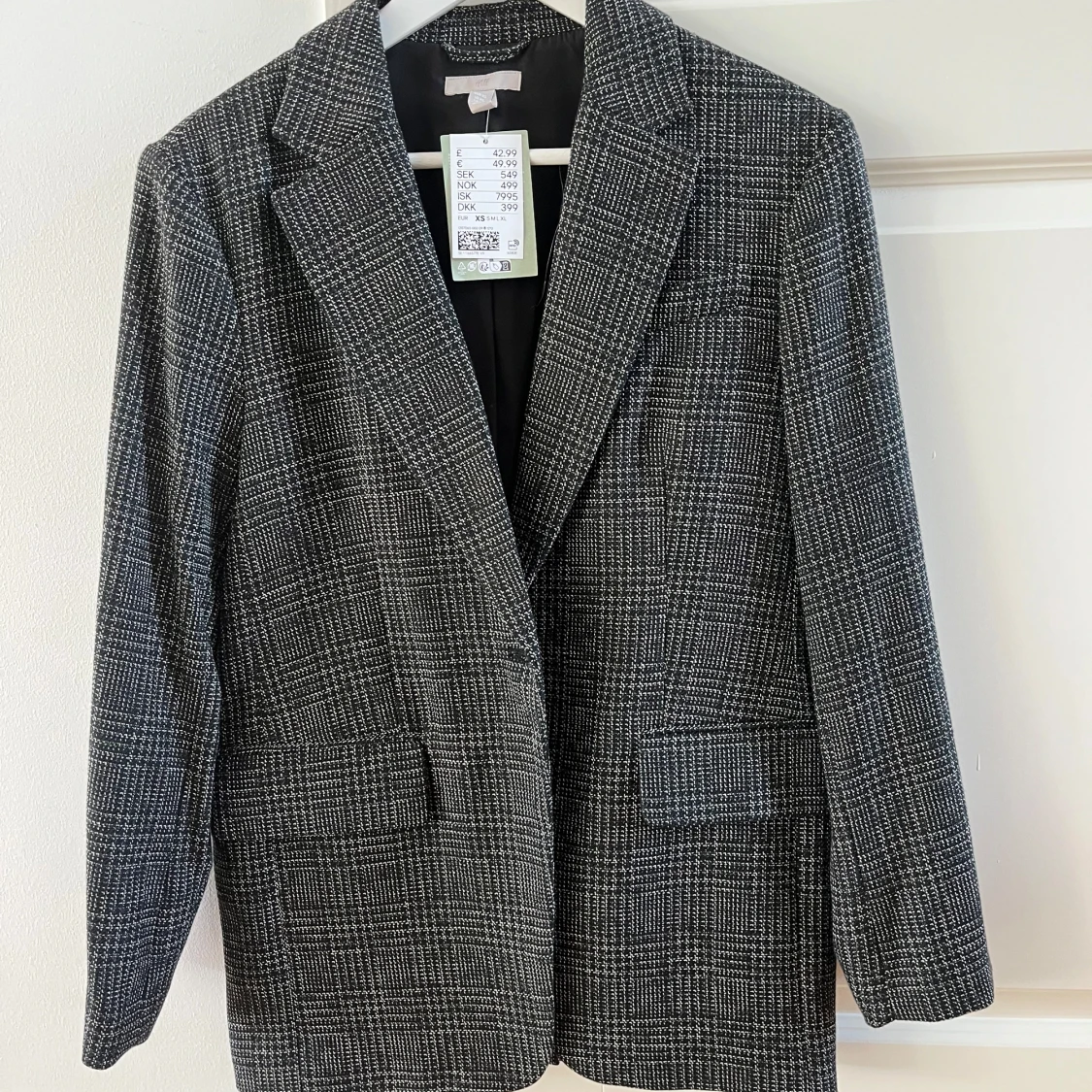 Oanvänd Svartvit rutig kavaj  - 3