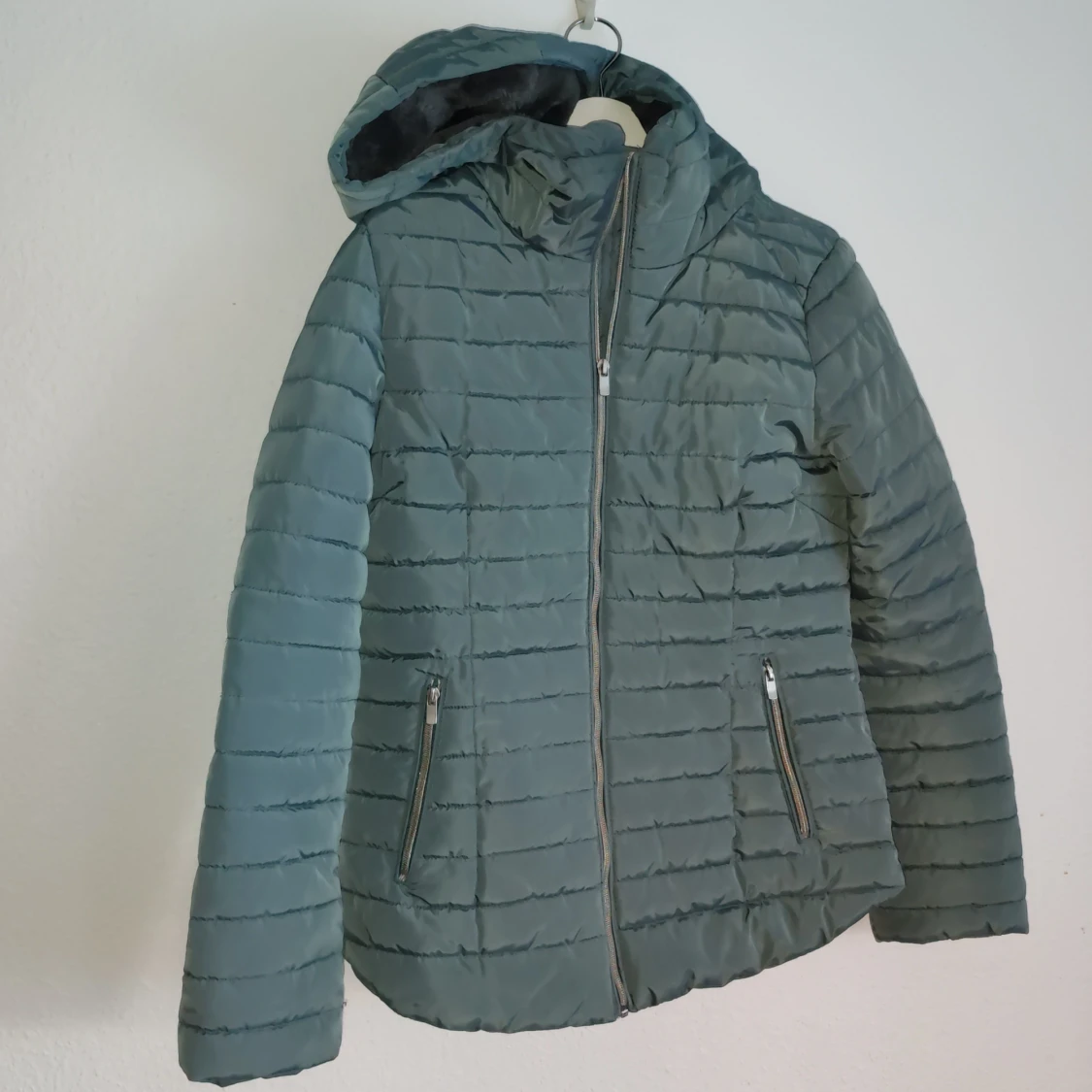 Grön dunjacka från Lindex