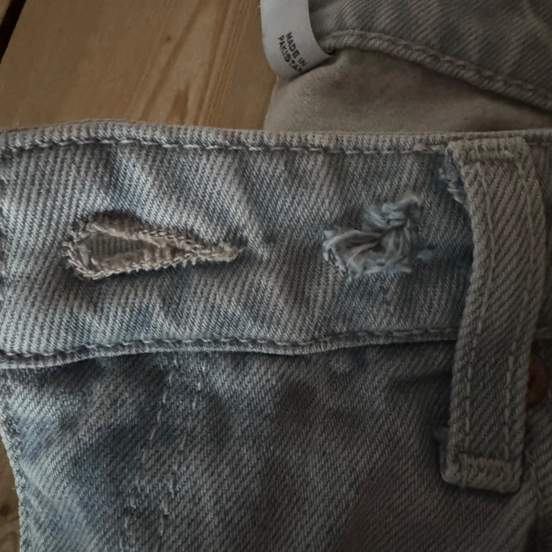 Grå jeans från Weekday - 3