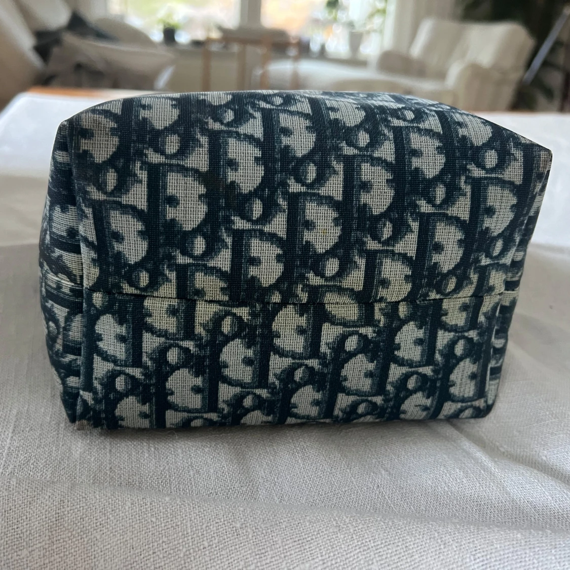 Mönstrad handväska med dragkedja - 2