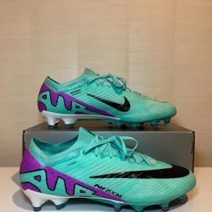 Nike mercurial vapor elite  - Använda två träningar nästan helt nya 😮‍💨(pris kan diskuteras)