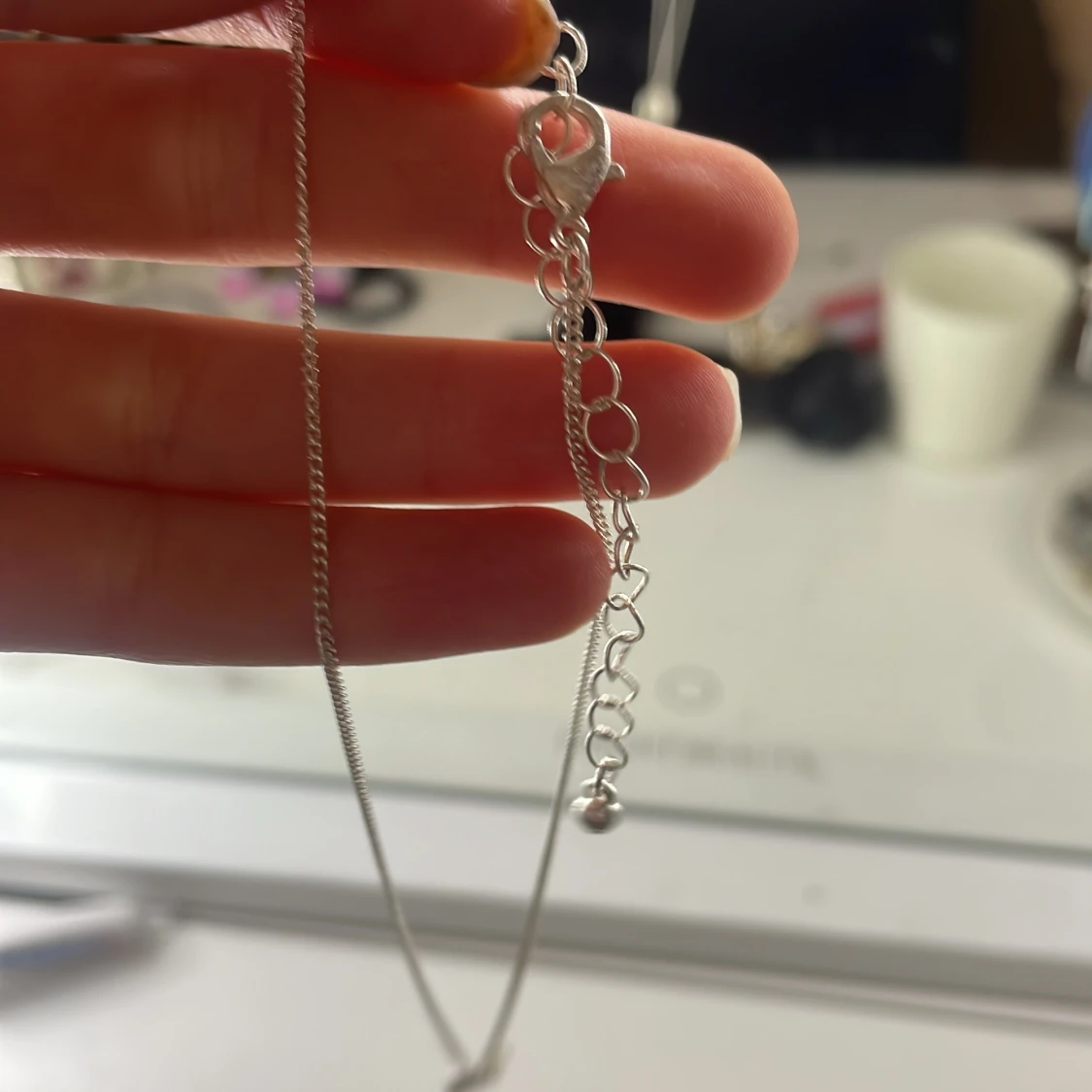 Silverhalsband med cirkelhänge - 2