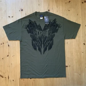 Tapout t-shirt - grön t-shirt från tapout, 10/10 skick! Jättebra kvalitet! Storlek L. pris kan diskuteras men jag köpte den för mycket mer