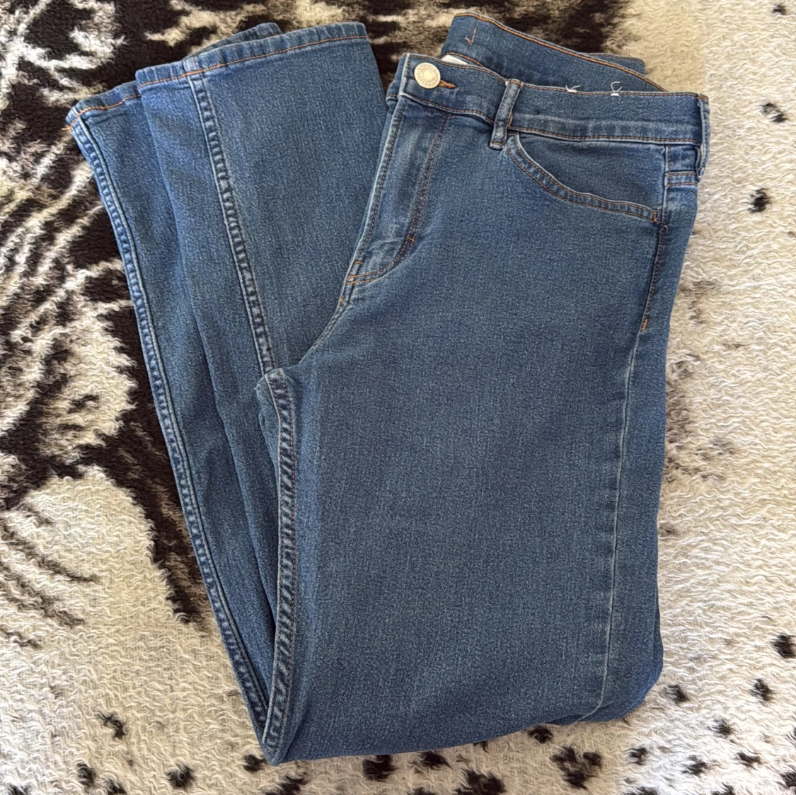 Blå jeans från H&M