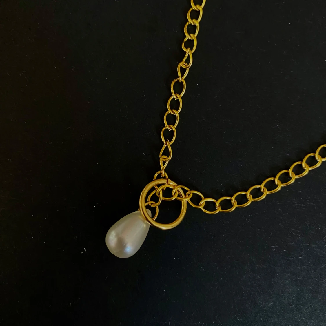 Halsband med droppe - 2