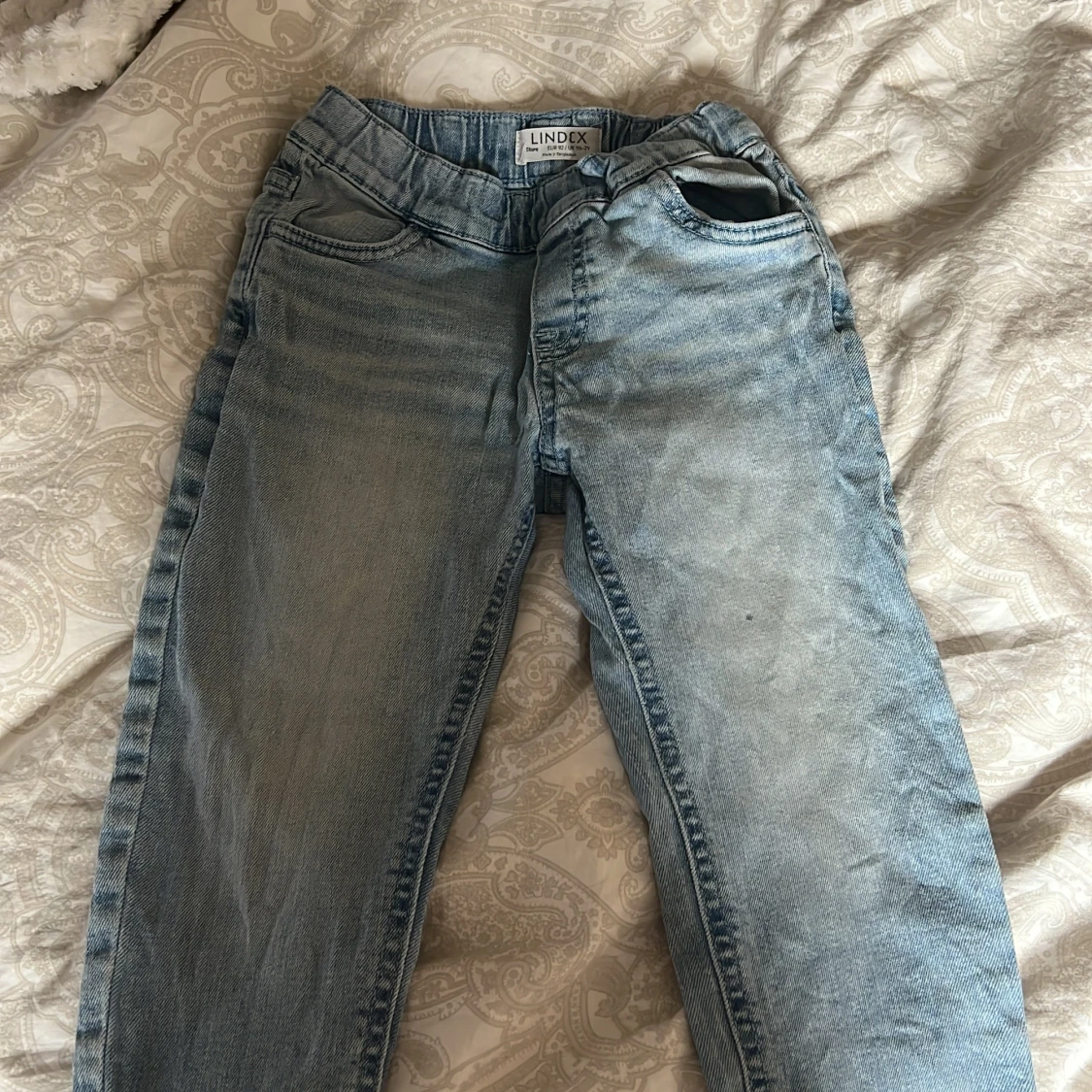 Blå jeansbyxor från Lindex