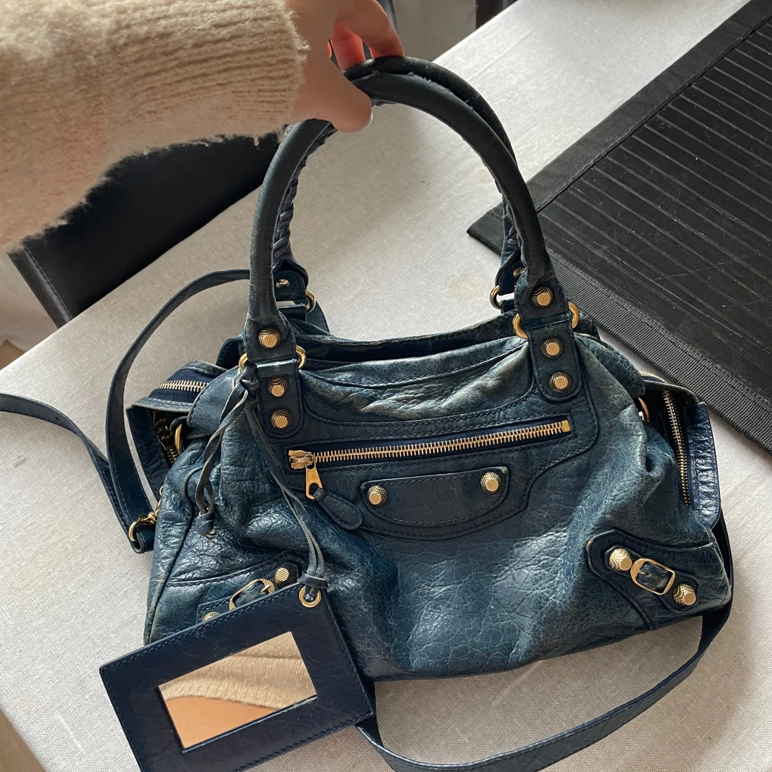 Blå Balenciaga väska