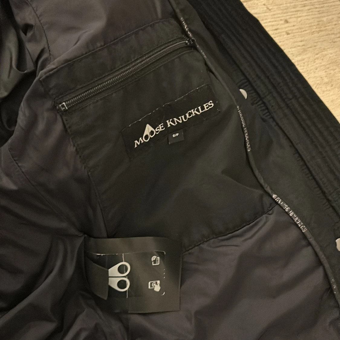 MOOSE KNUCKLES VINTERJACKA  - 93