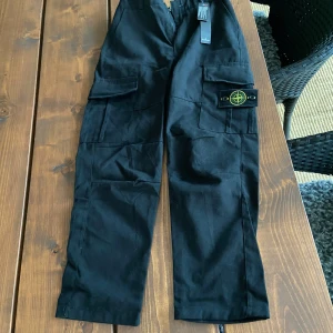 Stone island cargo pants - Svarta   Aldrig använda